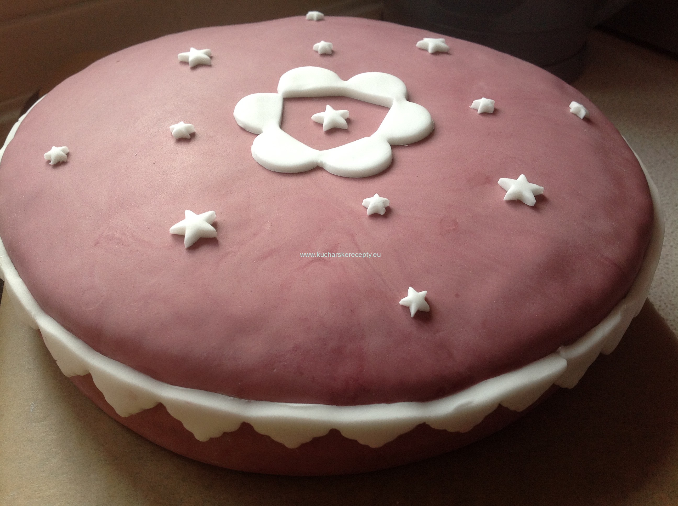 Orechovo-jahodová torta