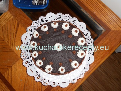 recept zazracna orechova torta